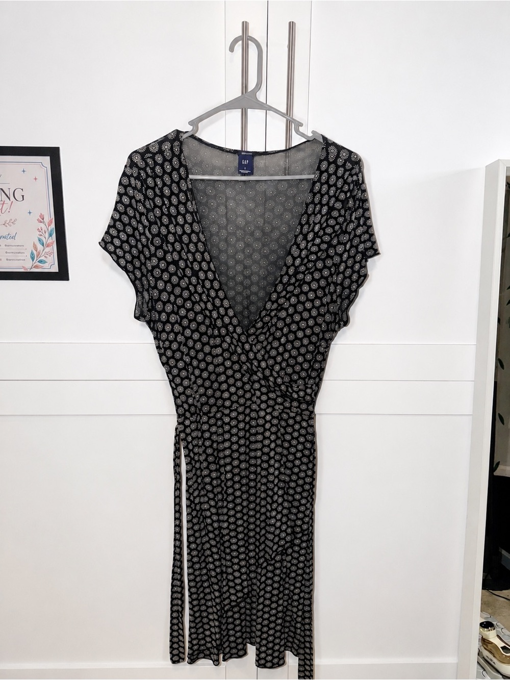 ✨ GAP Black & White Printed Faux Wrap Dress - Size Large